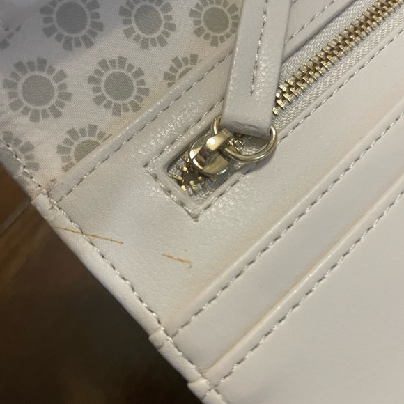 Swarovski Travel Wallet w/Wristlet Strap Winter White - Picture 11 of 11